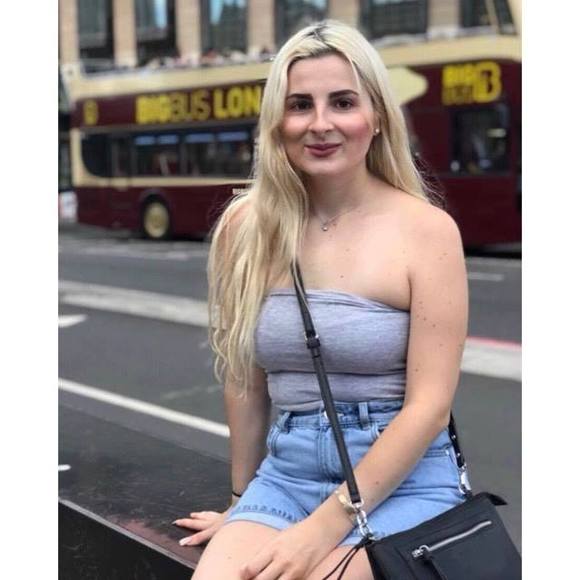 Meet your Posher, Amra - Picture 1 of 1